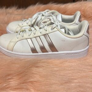 Adidas Grand Court Rose gold stripe